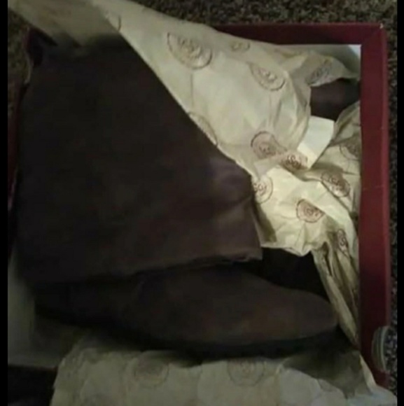 Sold - Picture 2 of 6